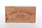 12 blles HAUT-MEDOC CH LAROSE TRINTAUDON, rouge 2001. Caisse bois...
