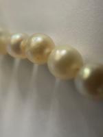 COLLIER de soixante et onze perles fines ou perles de...