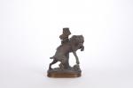 VALTON, Charles (1851-1918). Dogue attaché, "passez au large". Bronze patiné,...