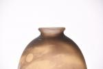 D'ARGENTAL - Vase en verre multicouche dégagé à l'acide en...