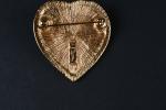 YVES SAINT LAURENT - Broche-pendentif en forme de coeur en...