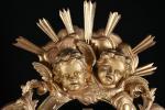 CHRIST en ivoire sculpté avec périzonium et couronne d'épine, décor...