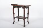 TONKIN, XIXème siècle. Table en bois de fer à deux...