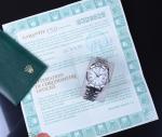 ROLEX - "Oyster Perpetual Date superlative chronometer, officially certified".
MONTRE en...