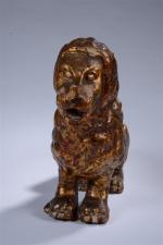 LION en bois sculpté et doré. Début du 19ème siècle....
