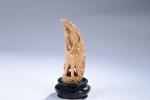 SUJET ivoire sculpté personnage au cervidé 19ème siècle. H :...