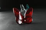 BACCARAT - suite de 3 papillons en cristal moulé translucide,...