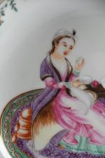 CHINE, Compagnie des Indes, XVIIIème siècle - Soucoupe en porcelaine...