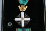 Italie Ordre national du Mérite. Croix d'Officier. Argent, émail, ruban...