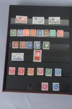 ALBUM de timbres modernes France, 20ème siècle