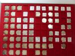 PLATEAUX (trente) de monnaies françaises diverses dont argent, cuivre, bronze,...