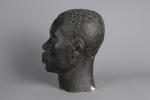 SCARPA, Riccardo (Venise 1905 - Paris, 1999) 
Buste d'homme africain
Terre...