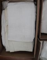 LINGE (lot de 7 cartons) comprenant nappes, serviettes, draps et...