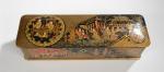 PLUMIER en carton bouilli, décor japonisant, époque Napoléon III