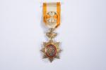 CAMBODGE Ordre royal du Cambodge. Étoile d'Officier. Vermeil, émail, ruban...