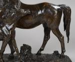 Christophe FRATIN (1801-1864)
"Jument et son poulain", Bronze à patine brune...