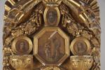 ITALIE 18ème siècle. RETABLE en bois sculpté et doré à...