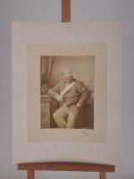 PHOTOGRAPHIE du Comte de Chambord (1820-1883) avec signature autographe :...