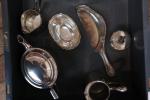 LOT de métal argenté comprenant pièces de service et chauffe-plat
