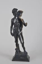 ARMAN (1928-2005). "David", épreuve en bronze à patine brune signée,...