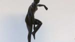 STATUETTE "nu féminin à l'antique" en bronze à patine brune