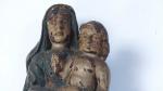 STATUETTE en bois sculpté et polychrome représentant une Vierge à...