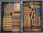 REUNION d'OUVRAGES (2 caisses) 18 et 19ème siècles dont : MEMOIRE de GRAMMONT ;...