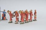 STARLUX /Moyen-âge. Onze figurines et douze figurines Nouba marocaine