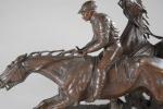 DELABRRIERE, Edouard Paul (1829-1912). La course. Bronze à patine brune...