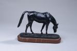 Gaston d'ILLIERS (1876-1932). "Aarem broutant", 1929, rare modèle en bronze...