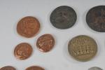 MEDAILLES (lot de) en bronze : reproductions de monnaies antiques