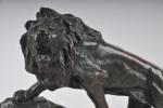 PELLIER, fin du 19ème siècle. Lion sur son rocher. Bronze...