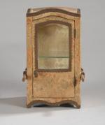 CHAISE à porteur toilée miniature formant vitrine, 19ème siècle. H :...
