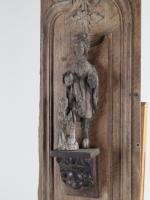 * STATUETTE de Saint Roch en bois naturel sculpté reposant...