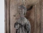 * STATUETTE de Saint Roch en bois naturel sculpté reposant...