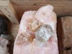* LOT de minéraux : quartz rose et cristal de...