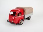 C.I.J. (Briare, 1956) camion Renault Galion baché, tôle laquée rouge,...
