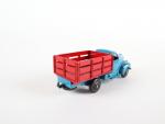 DINKY FRANCE réf 25k camion Studebaker maraîcher bleu/rouge, rare version...