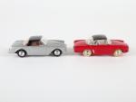 C.I.J. d'époque, 2 cabriolets : réf 3/58 Renault Floride framboise A.o,...