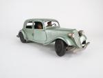 LES JOUETS CITROËN (Paris, 1935) berline 11cv Traction Avant, chassis...