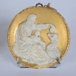 SUJETS (deux) religieux en bas-relief, plâtre fond doré, 19ème siècle...