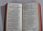 VOLTAIRE, oeuvres, Neufchatel, 1783, 8 vol ; on y JOINT...