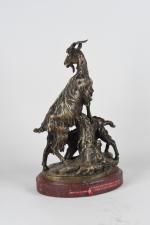 LOMBARDI, Giovanni Battista (1823-1880). Chèvre et son chevreau. Bronze signé...