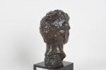 DEMANET, Victor Joseph (1895-1964). Tête d'homme. Bronze à patine brune,...
