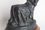 DALOU, Aimé-Jules (1838-1902). "La brodeuse". Bronze à patine brune. Signé...