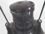 PAIRE de LANTERNES de cheminots. H. 50 L.19,5 P.18,5 cm