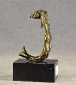 Dali (S.) "L'ange de la Victoire",  bronze à patine...