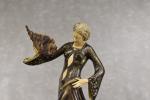 GORI (G.) « Femme à l'éventail » sculpture en régule à patine...
