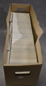 VARIA :  boite d'environ 1630 cartes postales dont quelques...