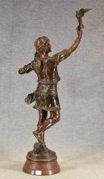 DEBUT (Marcel) "Fauconnier arabe" bronze à patine brune, h =...